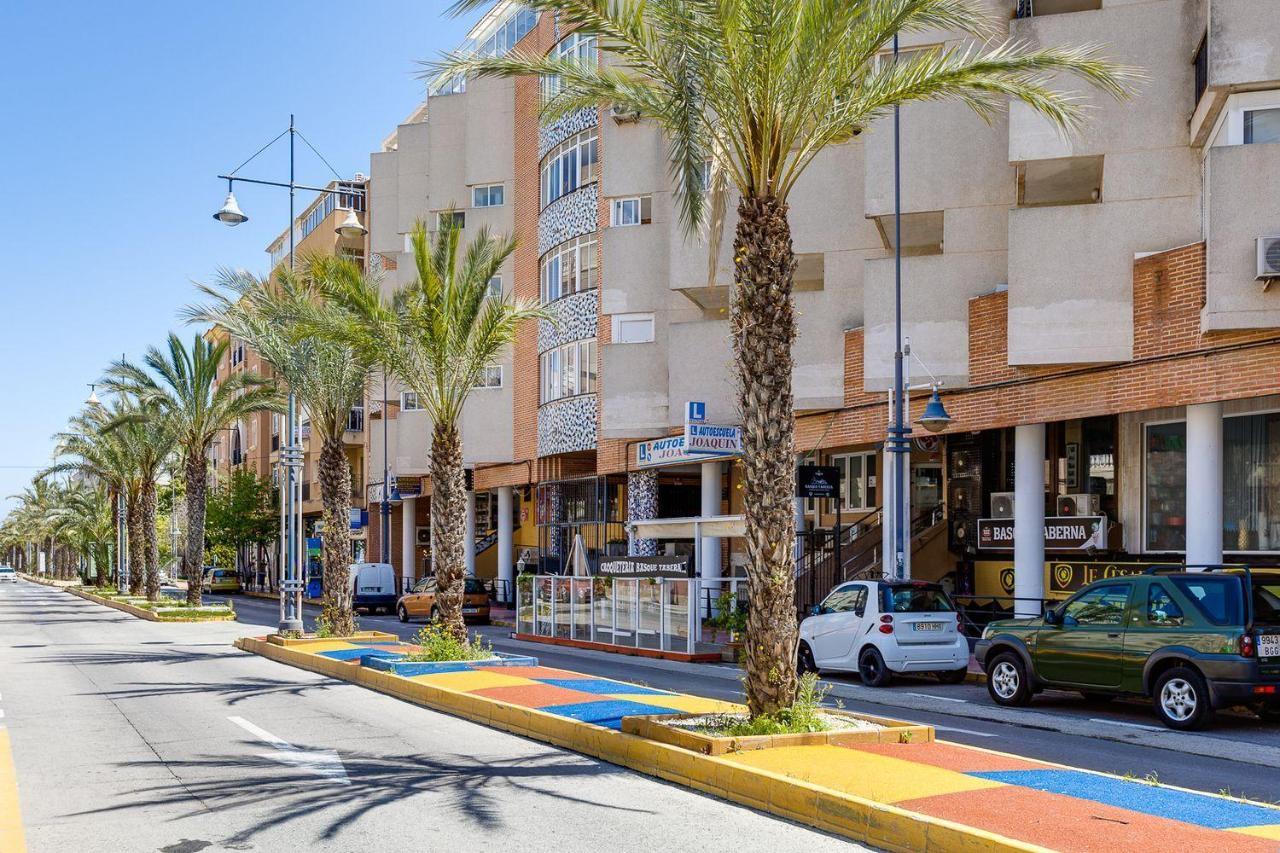 Studio Apartment Santana Habaneras - 18 At Beach With Garage, Pool And Lift Τορεβιέχα Εξωτερικό φωτογραφία